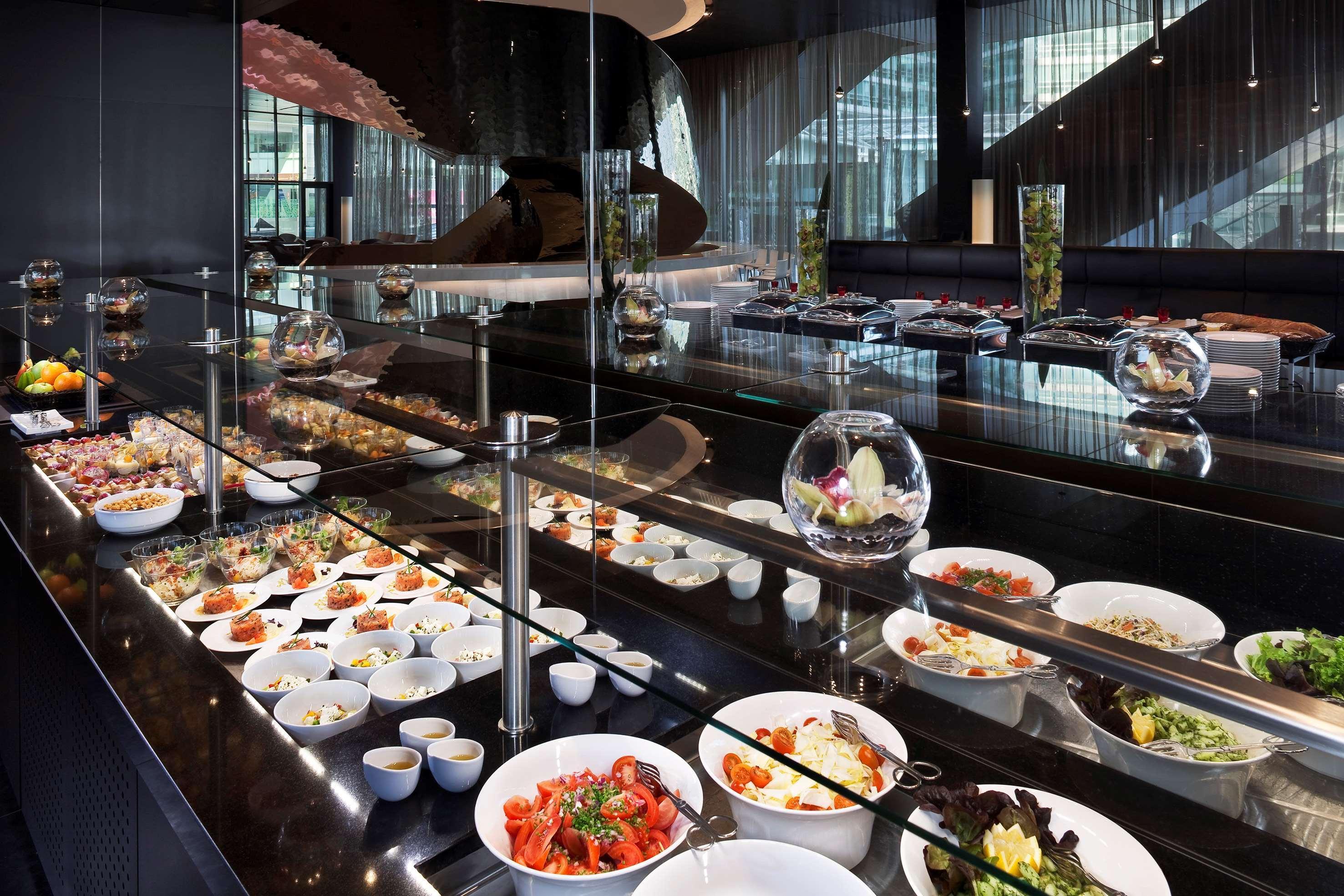 เมเลีย เวียนนา Hotel ภายนอก รูปภาพ A buffet at a hotel