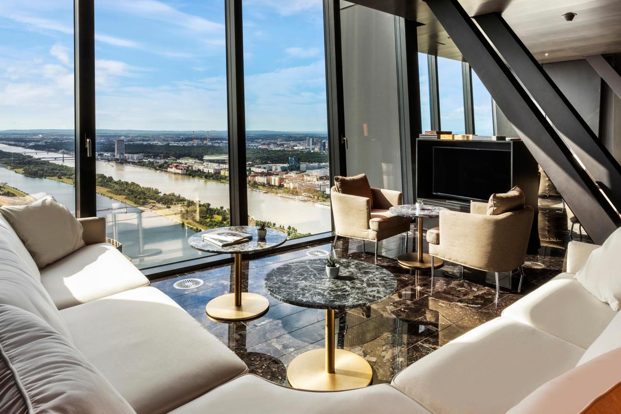 เมเลีย เวียนนา Hotel ภายนอก รูปภาพ The Sky Bar